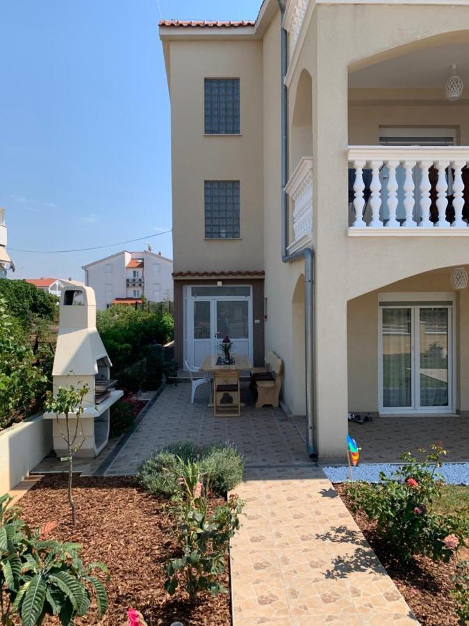 Apartments Mirela Vodice Esterno foto